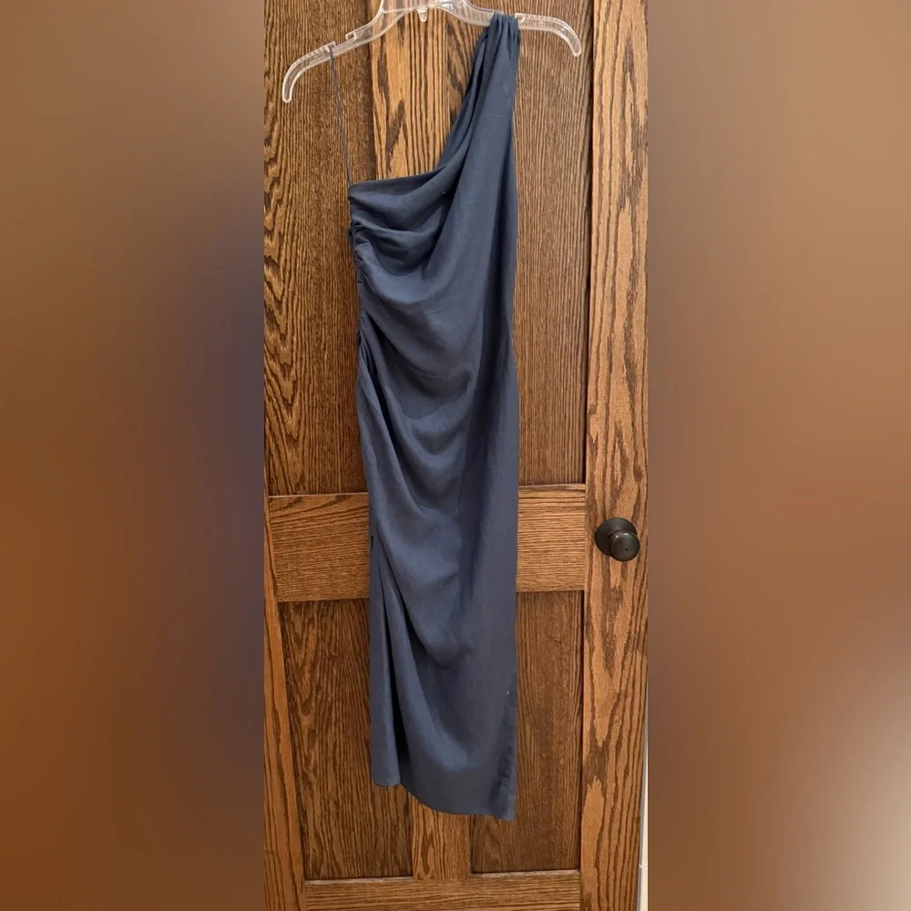 Mango One Shoulder Midi Dress - Ladies Small - NWT - Picture 2 of 4